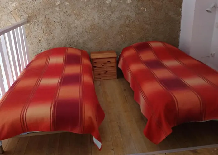 Le Clos Des Romarins Le Coquelicot