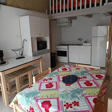 Vakantiehuis Le Clos Des Romarins Le Coquelicot