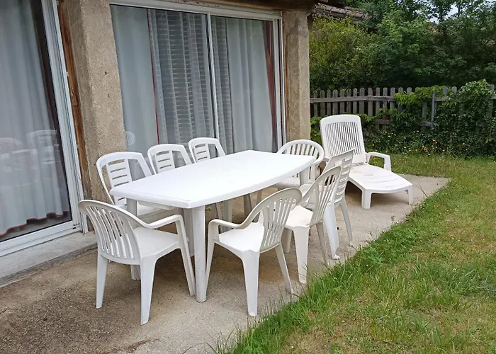 Le Clos Des Romarins Le Coquelicot